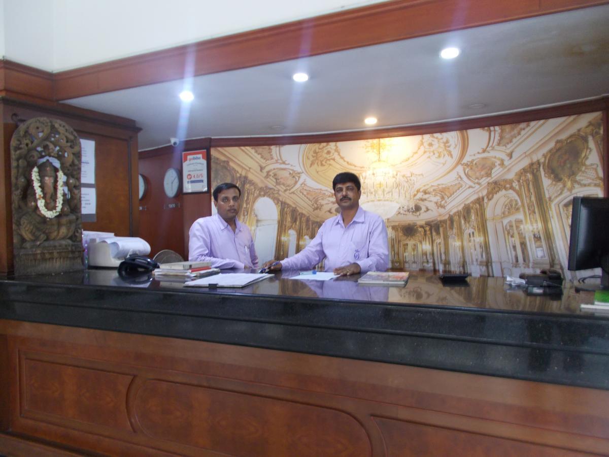 Hotel Samrat Residency Bangalore Exterior foto